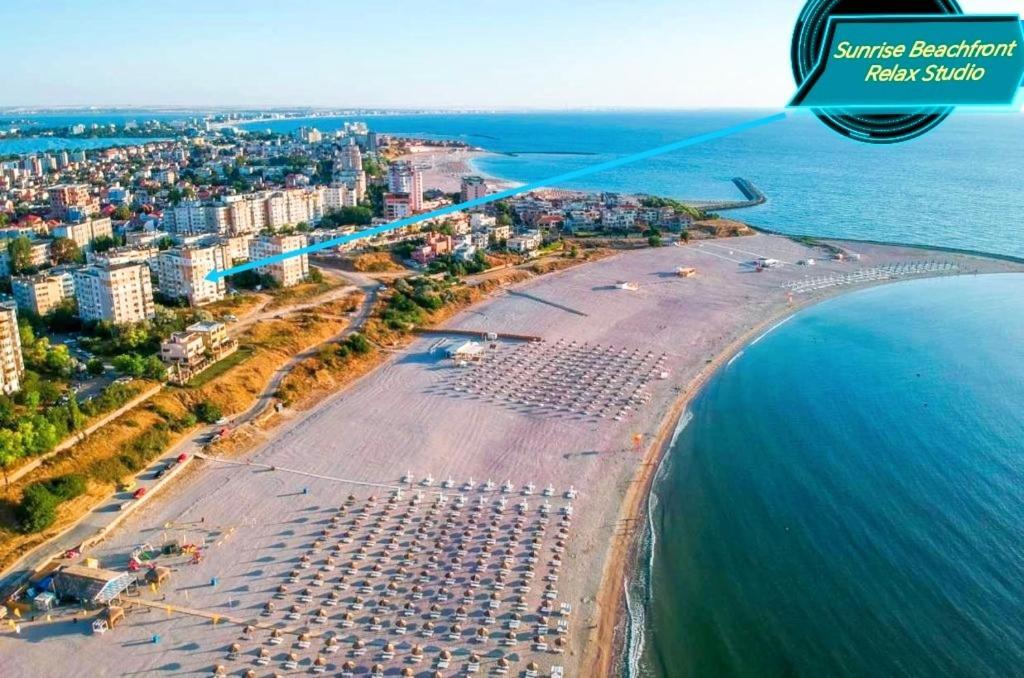 Sunrise Beachfront Relax Residence Constanţa Esterno foto